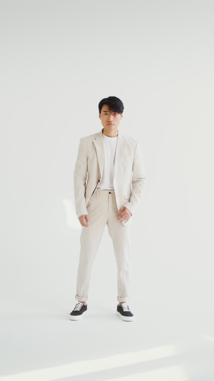 양복을 입은 남자