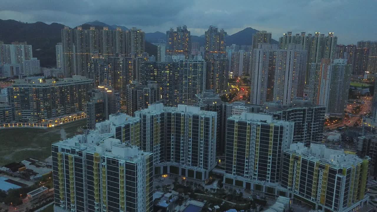 Imagens de drone da cidade de Tseung Kwan O, Hong Kong.