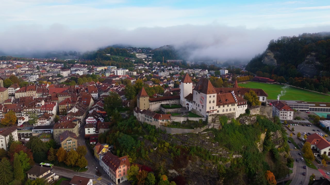 Orbitshot of the castle in Burgdorf Switzerland.