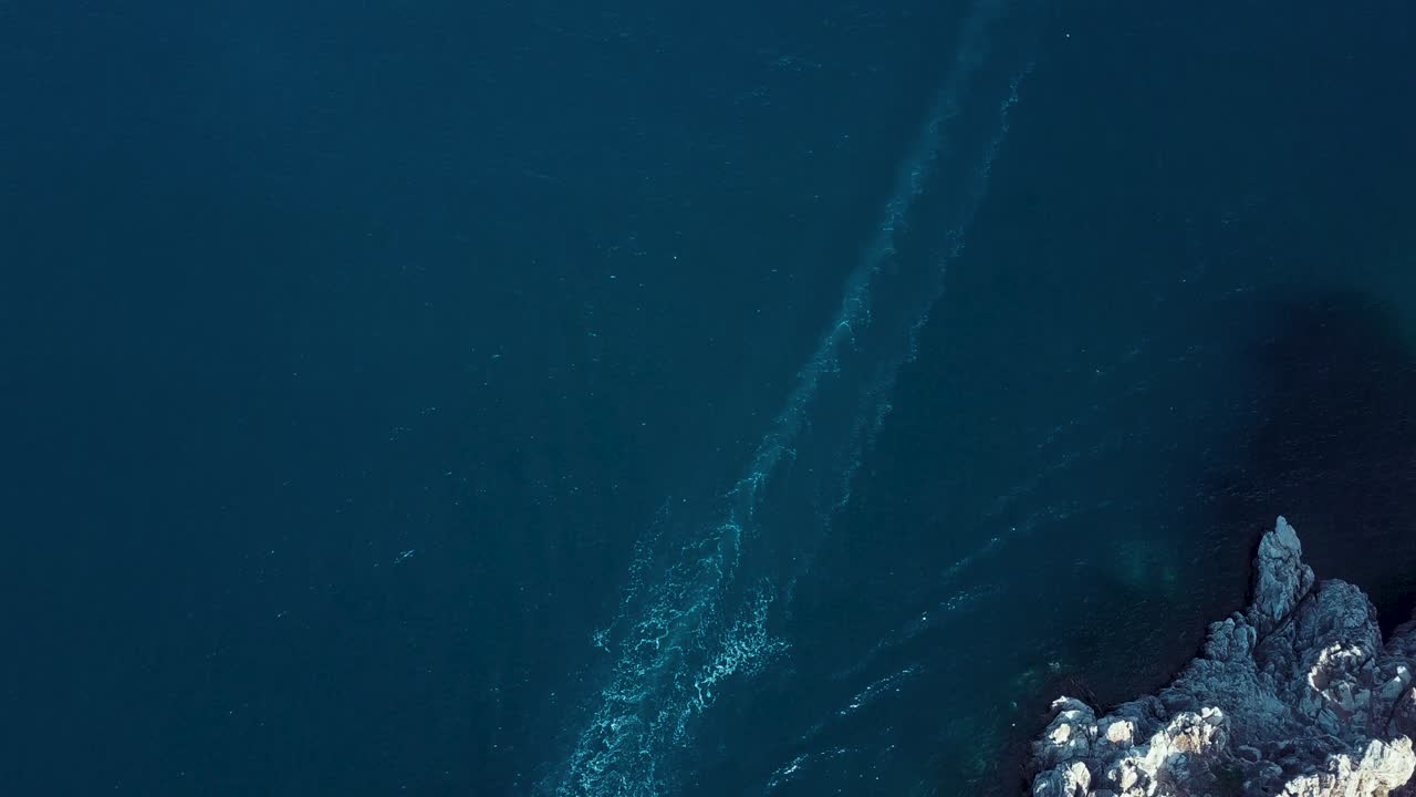 Volo di drone sotto il mare, Turchia