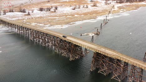 crossings of cars on the iconic pritchard bridge over south thompson river