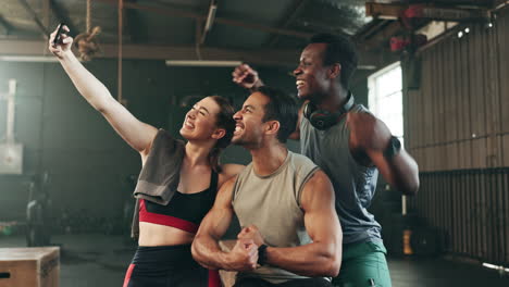 Selfie,-teamwork-and-fitness-with-friends-at-gym