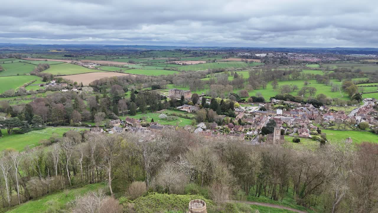 St Michaels Tower Luftfoto Over Landlig Somerset Landsby