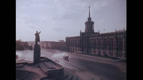 moscow architecture and statues in the 1950s/1960s