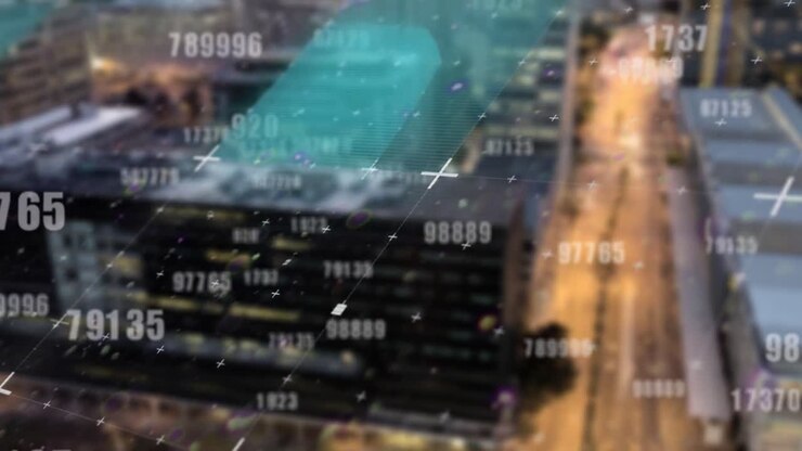 Animazione di glitch, numeri che cambiano su paesaggio urbano e traffico stradale