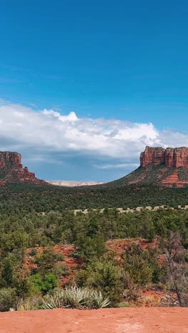 red rock canyon landscape in arizona