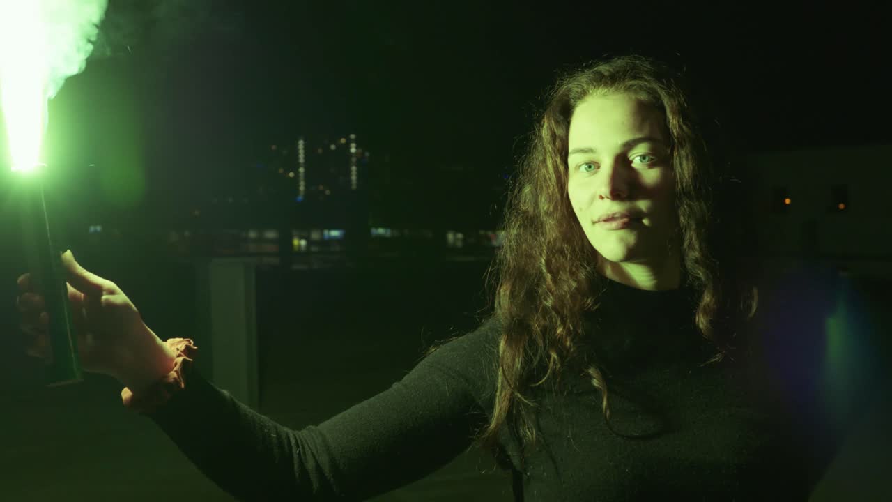 Rebel Girl with Bengalo - Track - Slow Motion