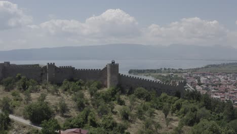 Fernblick-Auf-Die-Burg-Von-Ohrid-Mazedonien