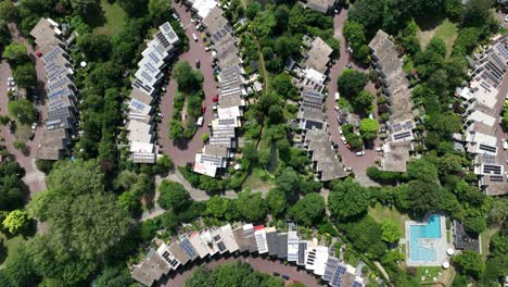 Green-suburban-area-of-Rozendaal-in-Leusden,-unique-design-layout