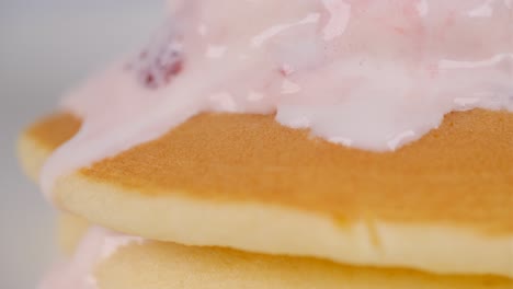 pancakes with strawberry ice cream