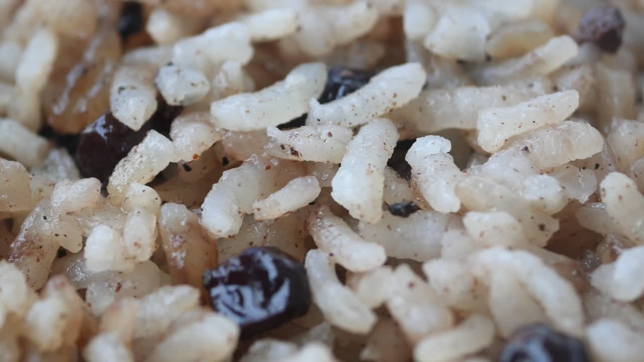 검은 콩과 함께 요리 된 의 클로즈업