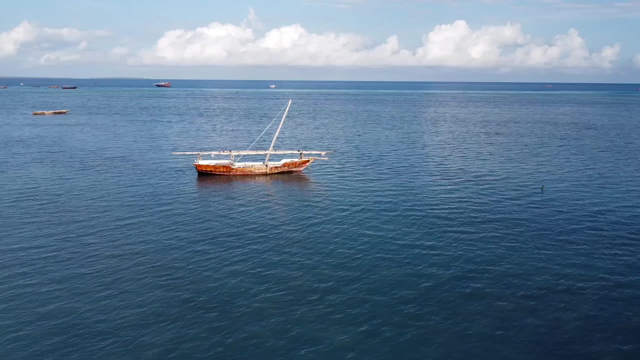 nungwi 해변, 아프리카 섬, 탄자니아, 보트 여행에 잔지바르 전통 보트의 공중보기
