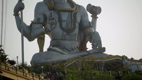 murudeshwar temple loard shiva statue in jungle