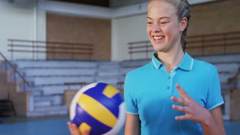 Female-player-playing-with-volleyball-in-the-court-4k
