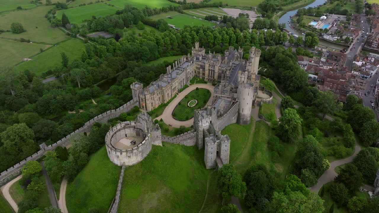 Arundel Castle, Garden, Park And Courtyard Overlooking The Town Houses In West Sussex, UK. - aeroal shot