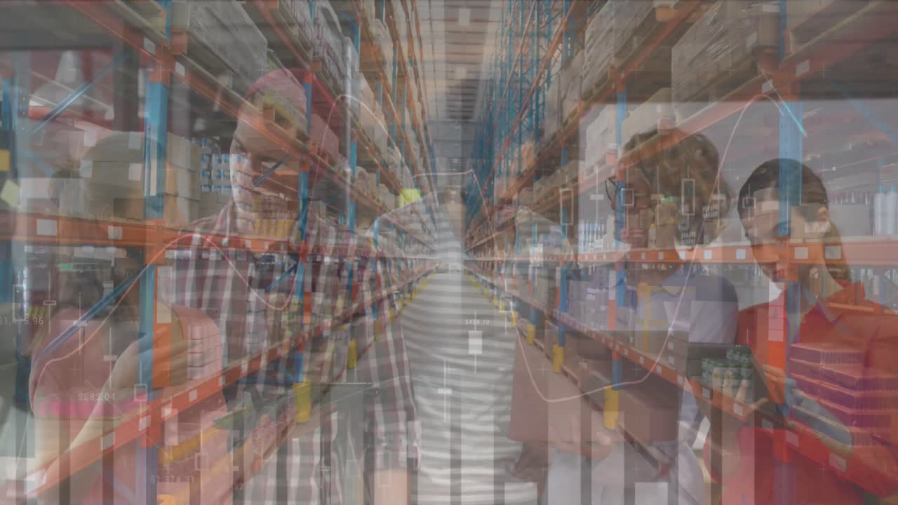 animación del procesamiento de datos financieros en diversas personas de negocios que usan computadoras portátiles y almacenes