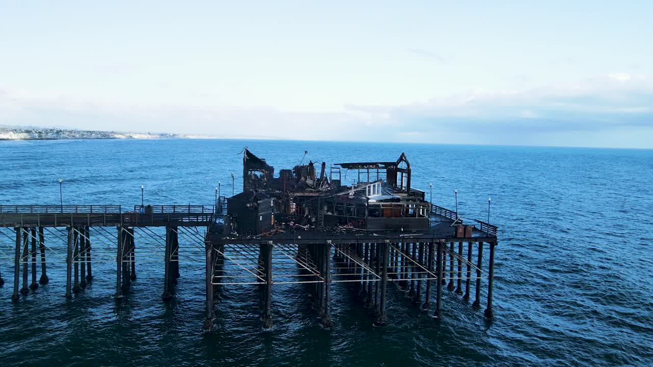 Aftermath of oceanside pier on fire