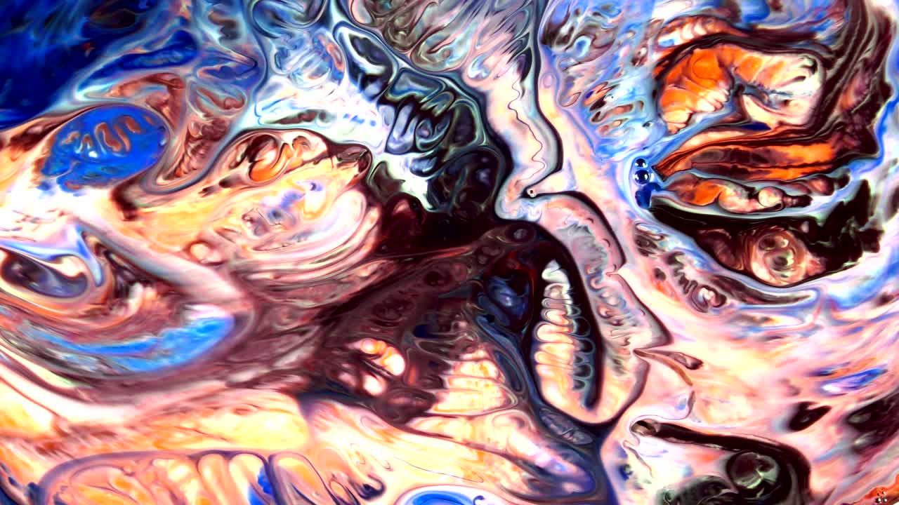 추상적인 다채로운 음식 페인트 잉크 폭발 혼란 물에 퍼져