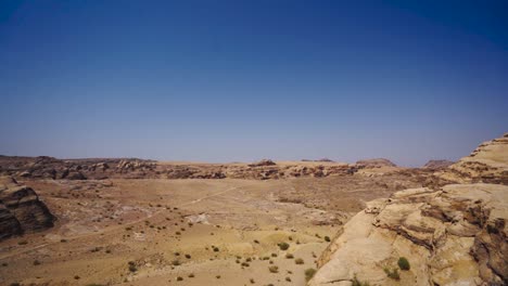 vista interminable sobre el paisaje del desierto de petra, naturaleza de oriente medio en jordania