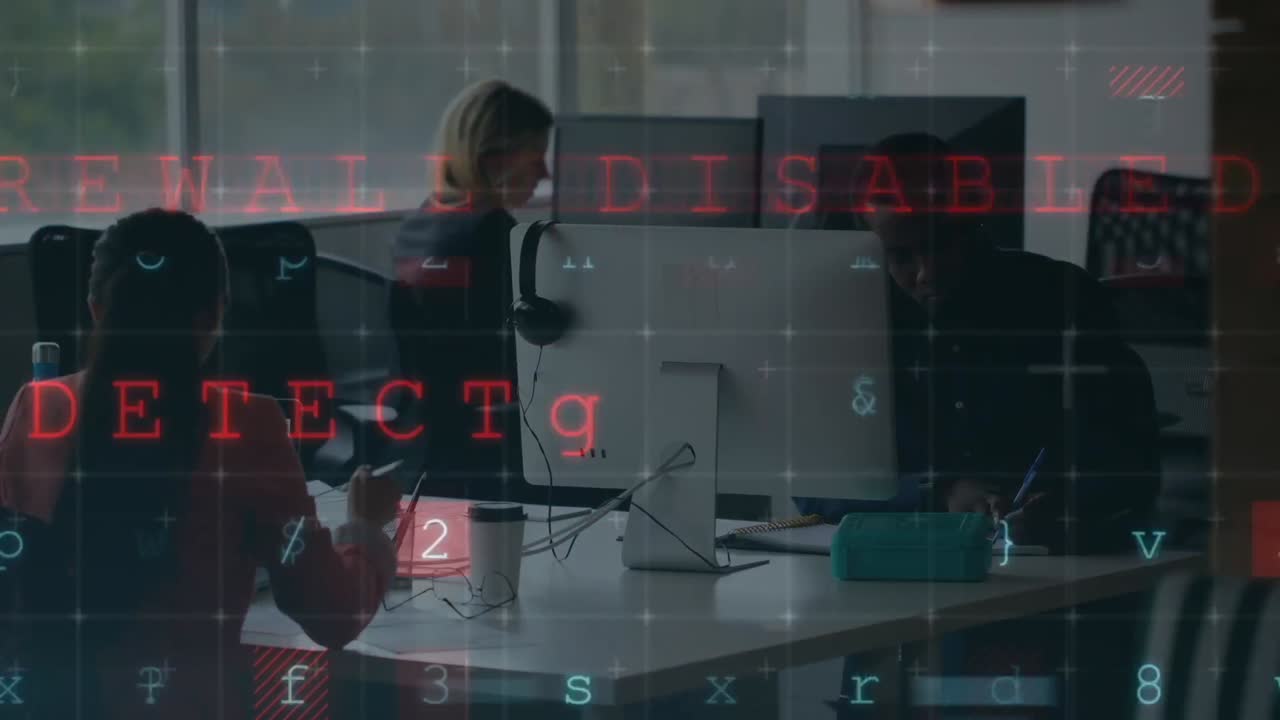 animación del procesamiento de datos sobre diversas personas de negocios que utilizan computadoras