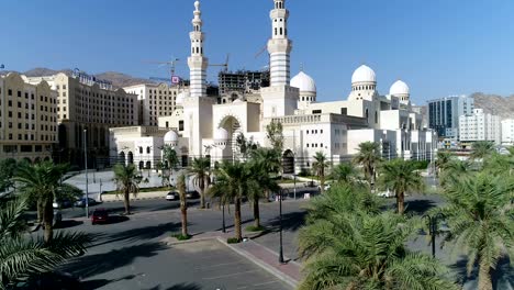 rajhi mosque - mecca