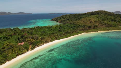 Vídeo-De-Dron-En-4k-De-Una-Impresionante-Isla-Paradisíaca-Tropical-En-Palawan,-Filipinas