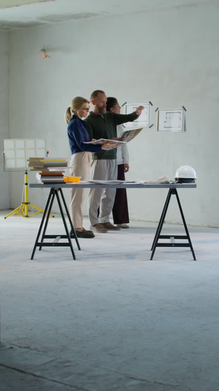 consultoría de diseño interior en el sitio de construcción