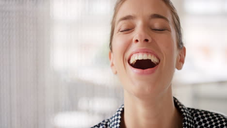la felicidad siempre es contagiosa.