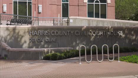 Establishing-shot-of-the-Harris-County-Civil-courthouse-building