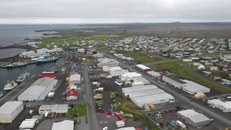 Grindavik,-Ciudad-De-Islandia-En-2022-Con-Video-De-Drones-Subiendo