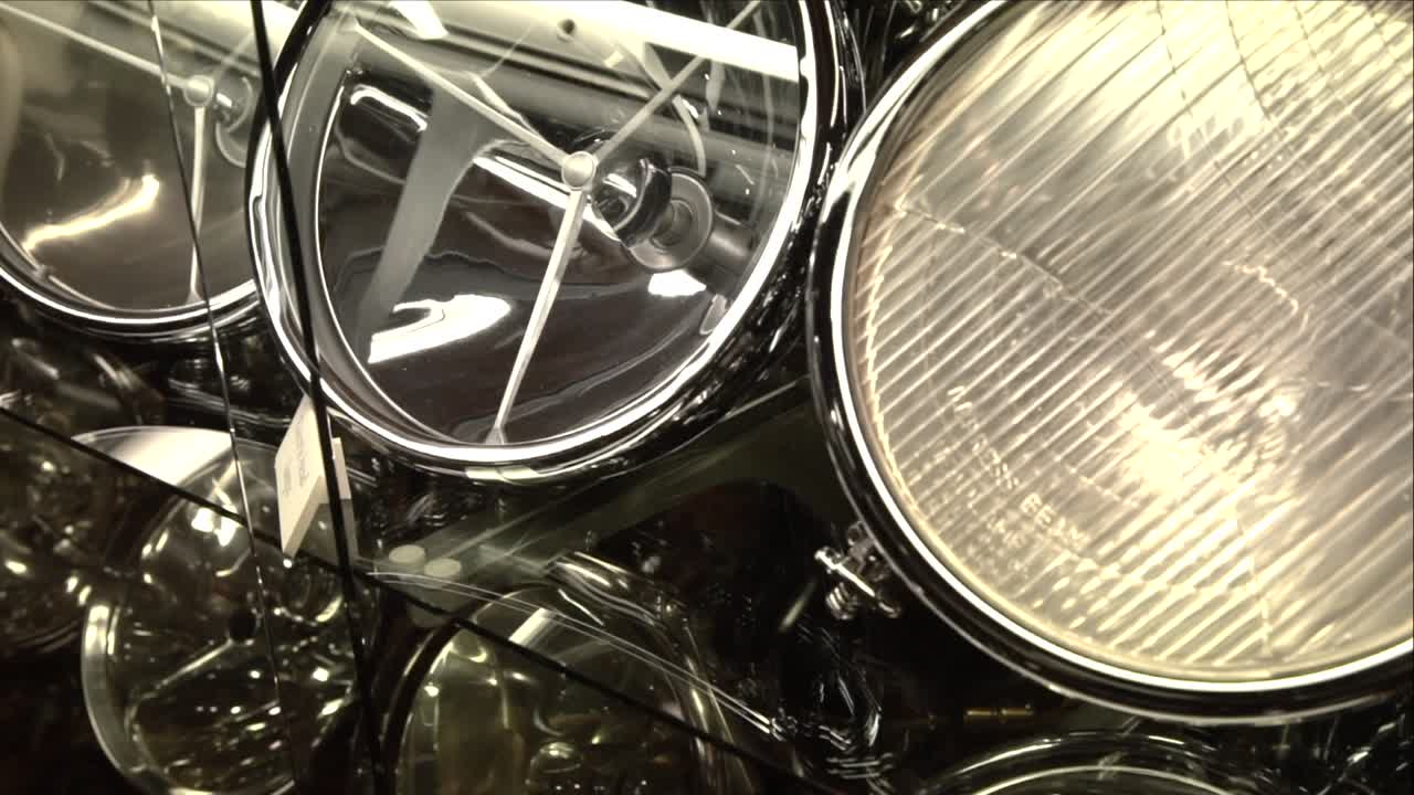 colección de faros de automóviles antiguos