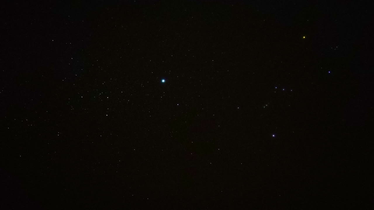 인도의 알려지지 않은 위치에서 확대 효과가 있는 아름다운 별 하이퍼랩스