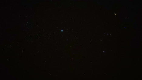 una hermosa hiperlapso de estrella con zoom en efecto tomada en un lugar desconocido en india