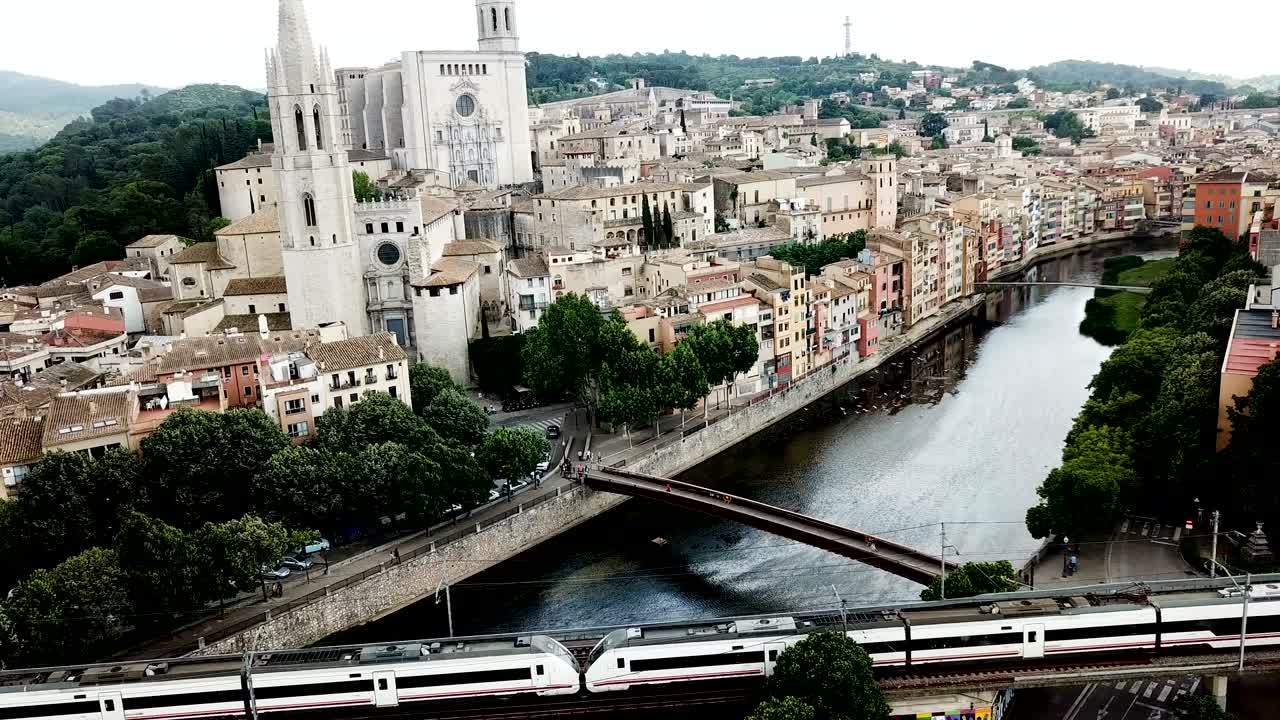 카탈루냐의 도시 지로나 (girona)