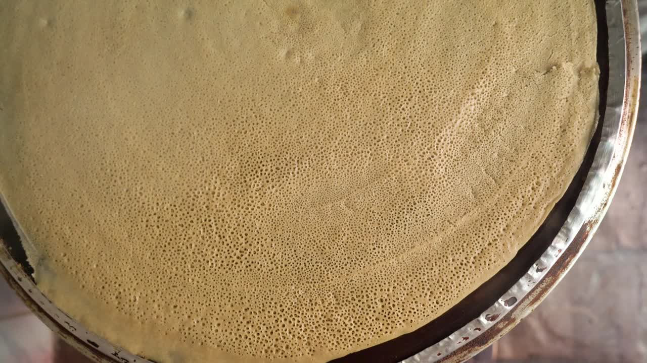 proceso de cocción del pan injera etíope tradicional, etiopía-9