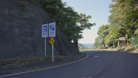 Grenzlinie-Der-Präfektur-Tottori-Und-Hyogo-Auf-Der-Bergstraße,-Japan