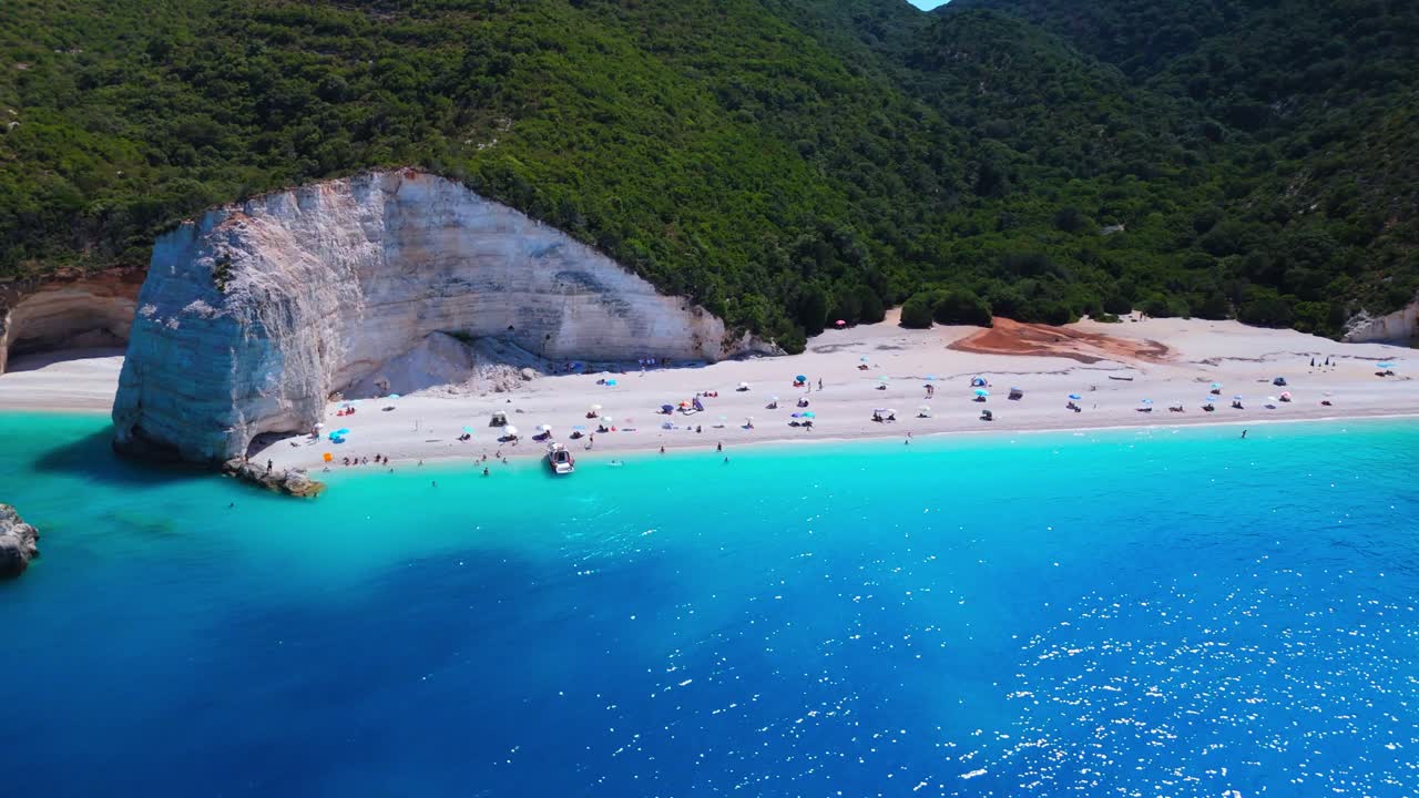 Fteri Beach, Kefalonia — a hidden paradise with turquoise waters, white sand, and breathtaking cliffs. Captured by drone, one of the world’s most beautiful beaches. MAde with Dji mini4pro