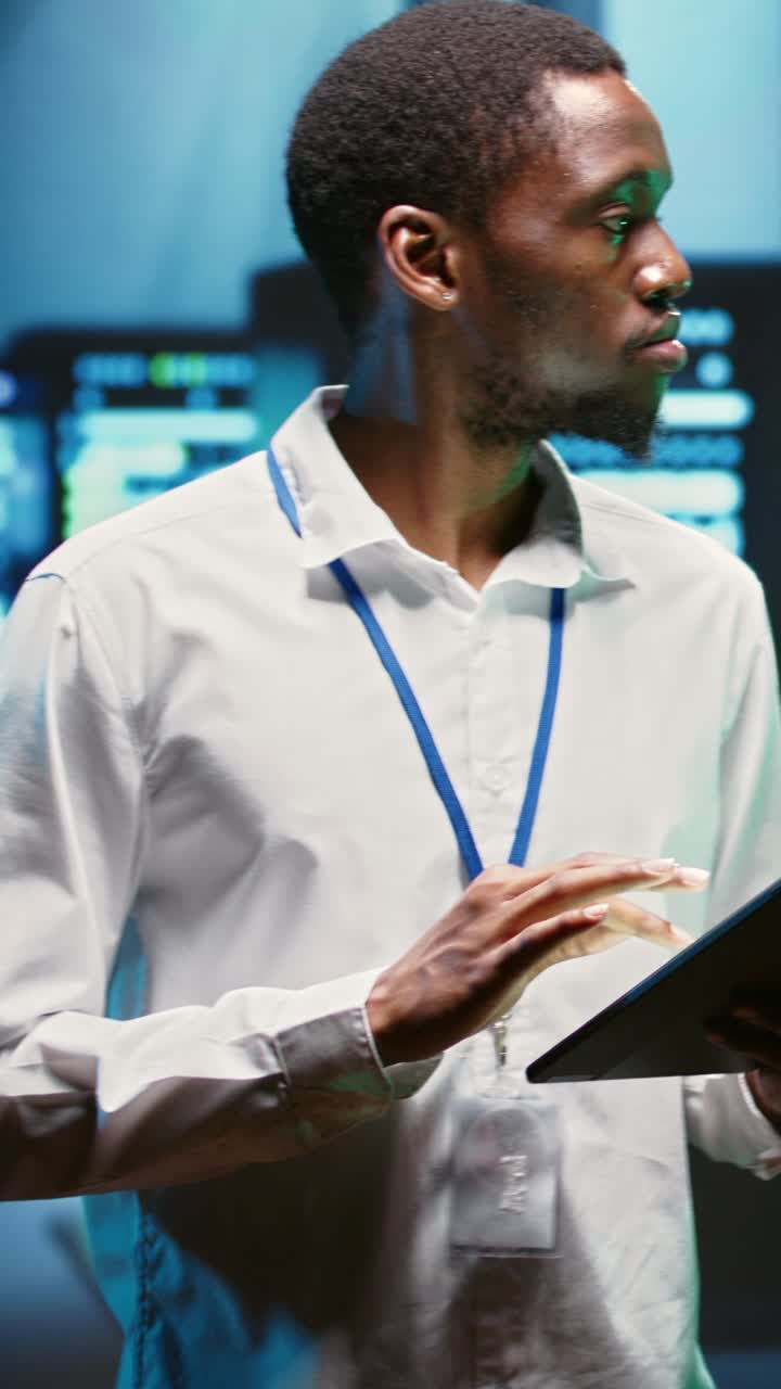 Vertical video Serviceman in server hub