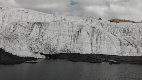 glaciar pastoruri, tiro aéreo 4k glaciar pastoruri