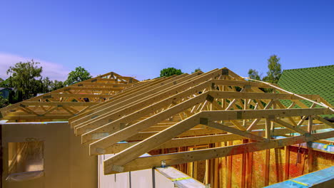 tiempo transcurrido de la construcción de la azotea de la casa de madera