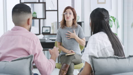 sesión de terapia de parejas
