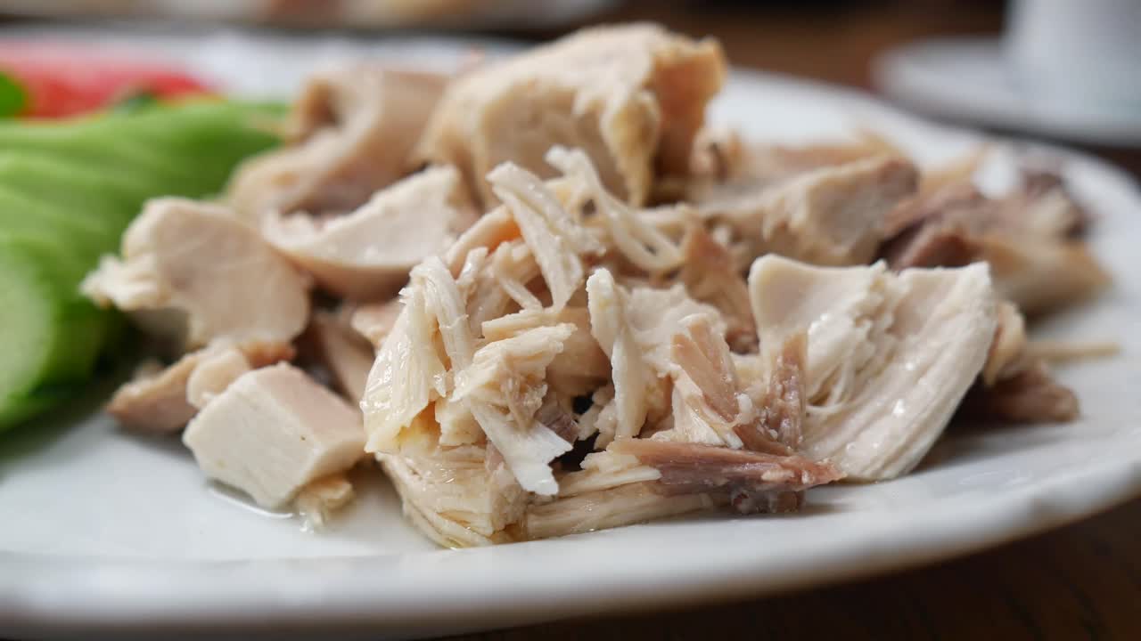 Chicken and Cucumber Salad