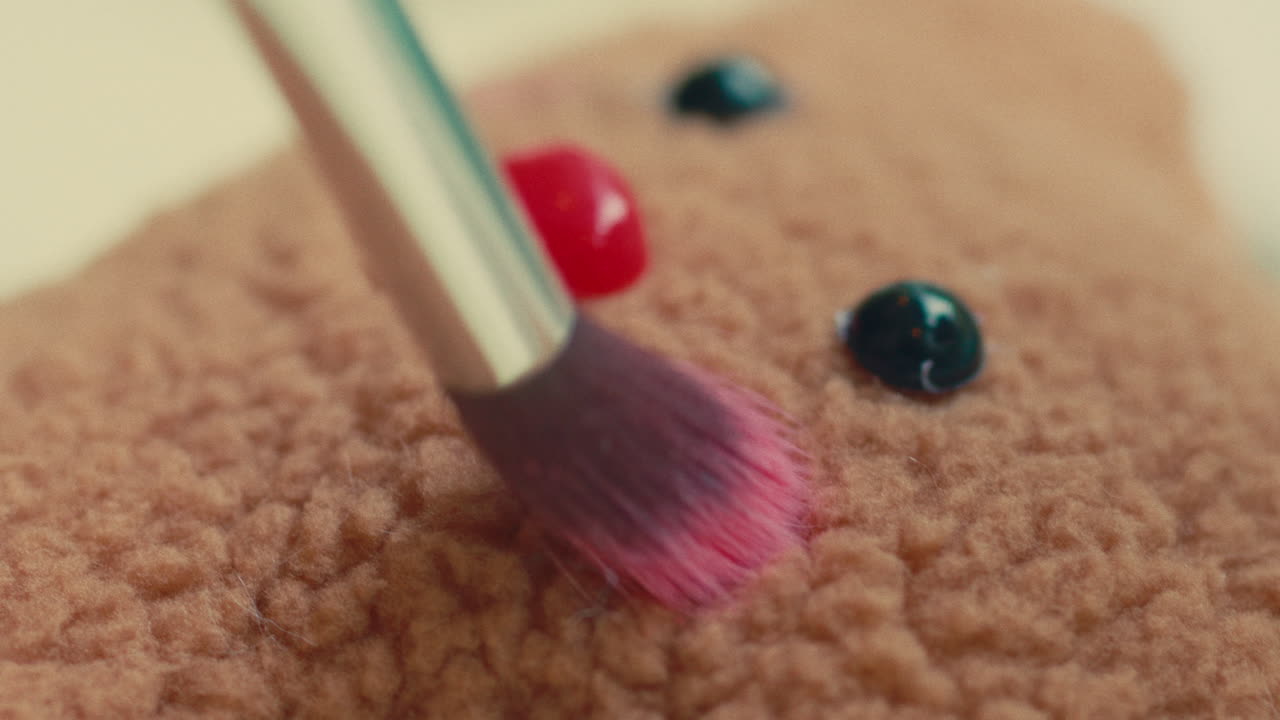 Painting a Teddy Bear Face