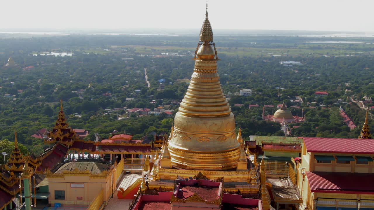 swan oo pon nya shin pagoda, myanmar, primer plano dando vueltas toma aérea