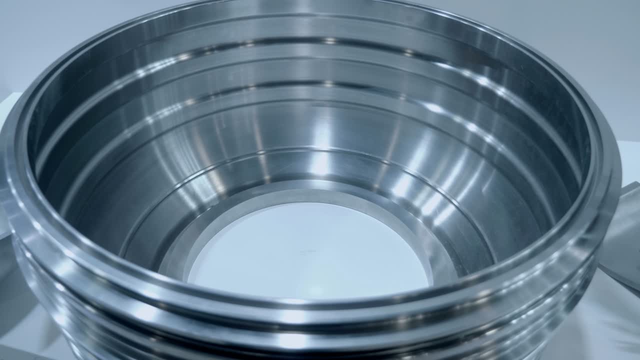 고품질의 가공과 회전 및 밀링 기계에서 가공 된 철강 부품