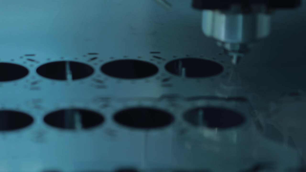 금속의 cnc 레이저 절단, 현대 산업 기술.