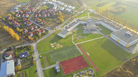 Freizeit-grünes-Gras-Aktive-Sportarten-Hockey--Und-Fußballfelder-Overhead-Ansicht-Von-Oben-Nach-Unten