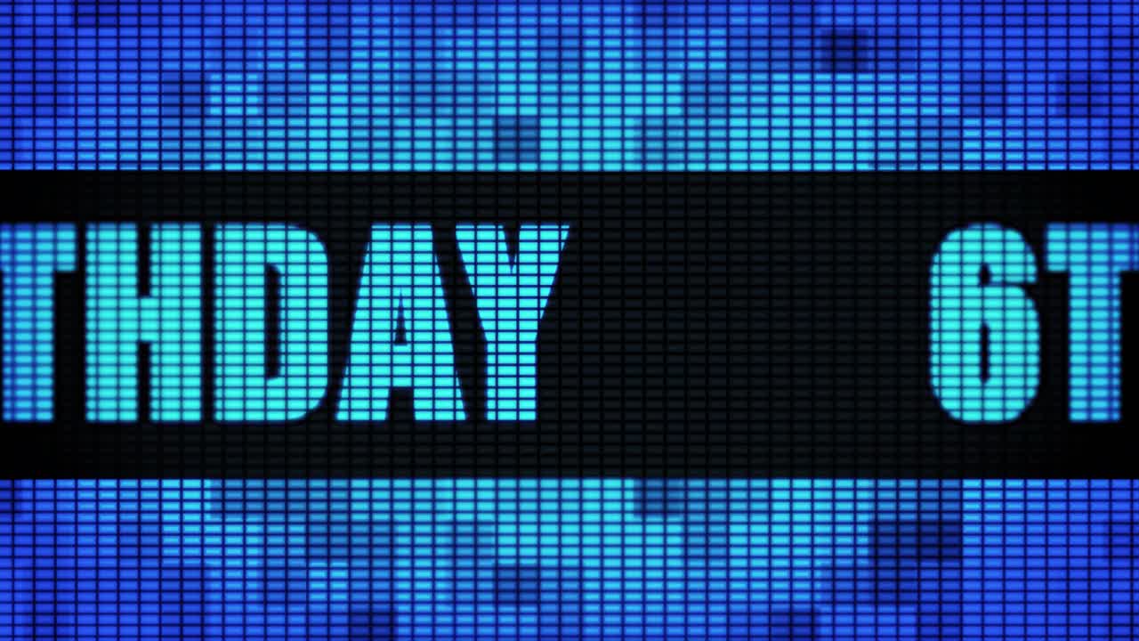 Buon compleanno e venerdì 6 visualizzati su uno schermo digitale