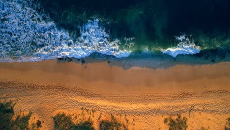 Aerial-view-of-beach-4k