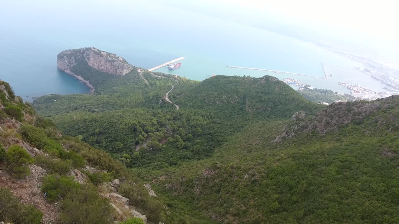 캡 카본 베자이아 - 옘마 고라야의 드론에 의한 공중 촬영